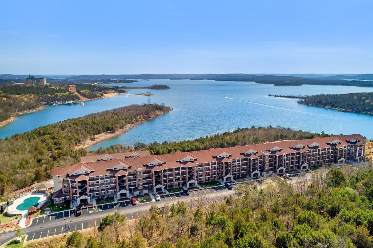 Majestic At Table Rock Hotel Екстериор снимка