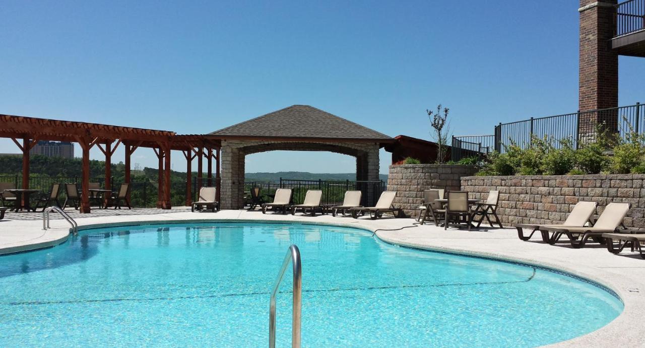 Majestic At Table Rock Hotel Екстериор снимка